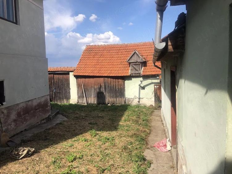 Casă cu 3 camere cu Teren 1900 Mp în Jina