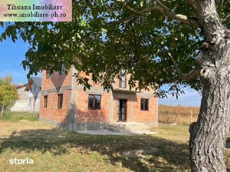 Casa la rosu de vanzare - Lipanesti - 1