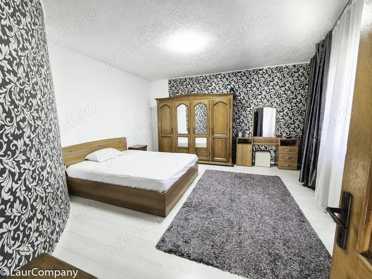 Casă cu 6 camere cu Teren 585 Mp în Geamăna
