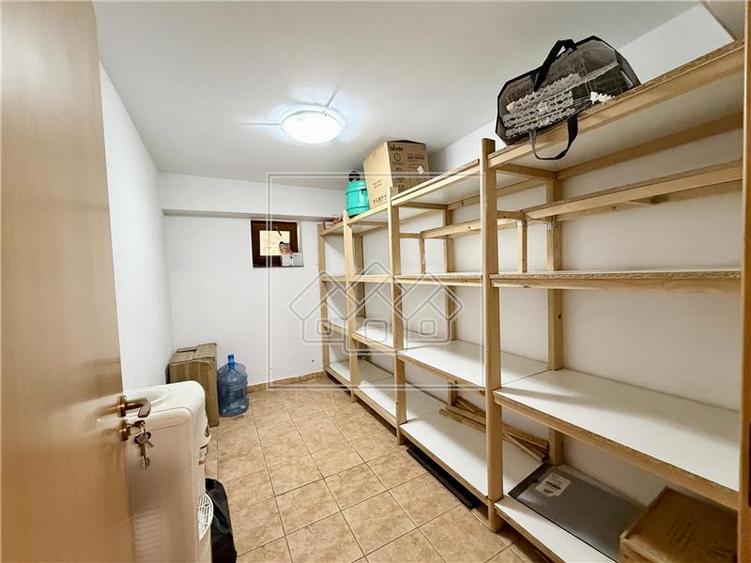 Apartament cu 2 camere decomandat, mobilat în Hipodrom 2