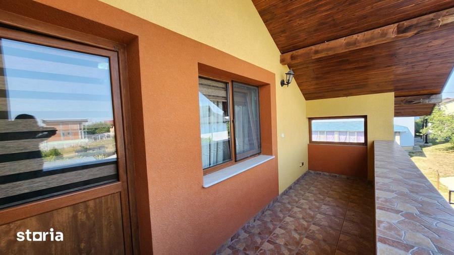 Casă cu 4 camere cu Teren 595 Mp în Prundu