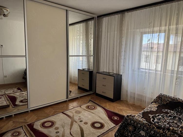 Garsonieră decomandată în Central