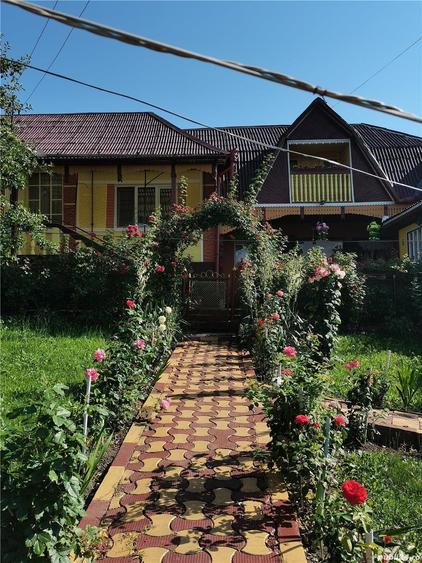 Casă cu 4 camere în Sărmășel