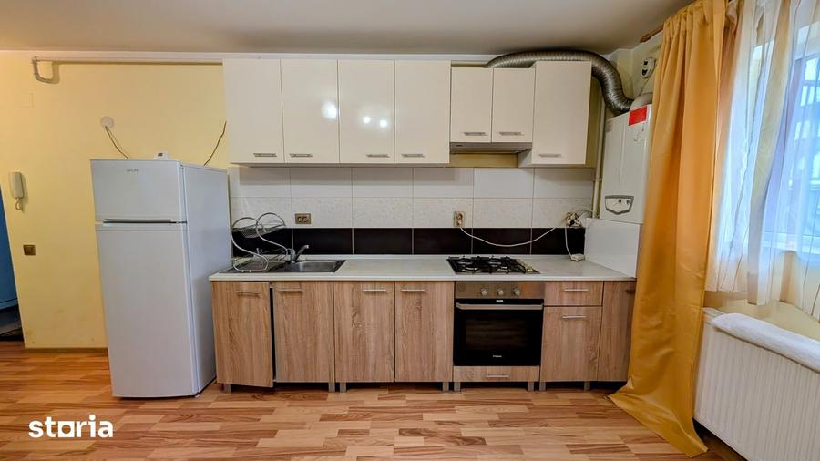 Apartament cu 3 camere, mobilat în Bună Ziua