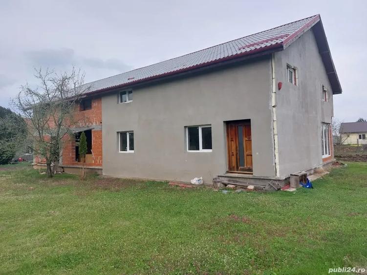Teren de 7400 mp, în Fierbinți-Târg