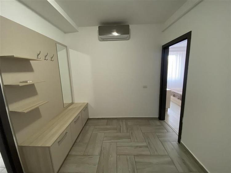 Apartament cu 2 camere decomandat, mobilat în Brăilei