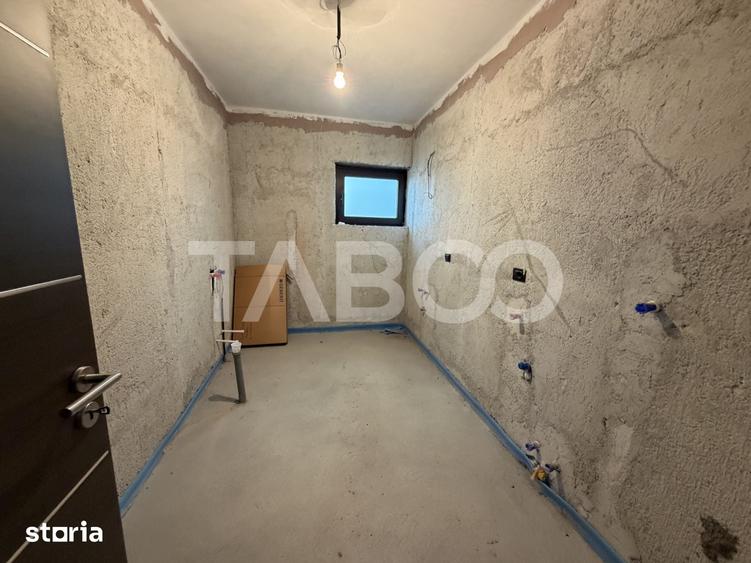 Casă cu 5 camere cu Teren 497 Mp în Șercaia
