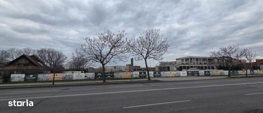 Teren de 3000 mp, în Central