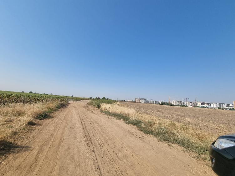 Teren Construcții intravilan de 12651 mp, în Sud