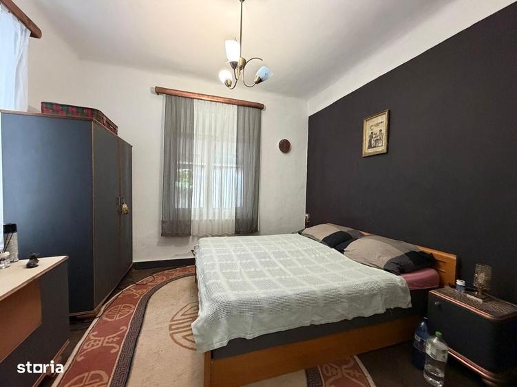 Casă cu 3 camere în Iancului