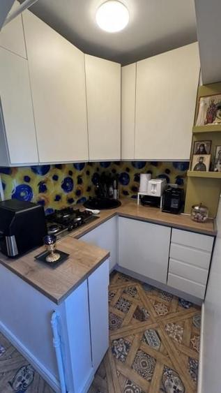 Apartament cu 3 camere decomandat, mobilat în Calea Călărașilor