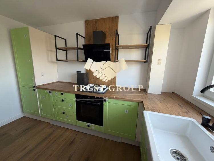 Apartament cu 3 camere decomandat în Drumul Taberei