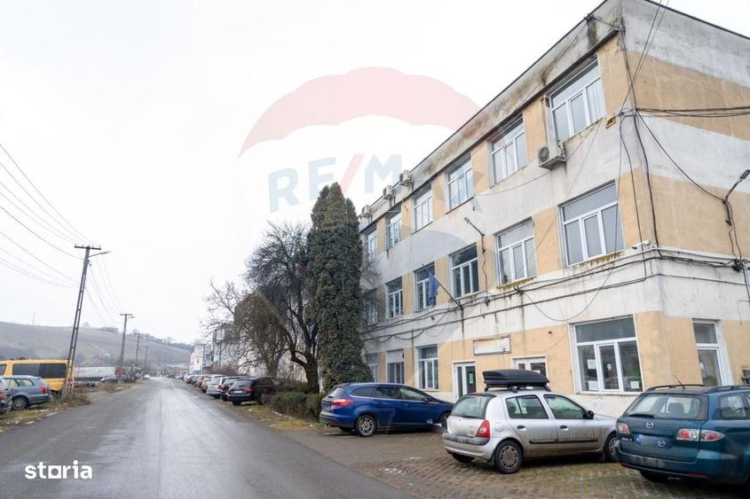Spațiu comercial, de 500 mp, în Sud