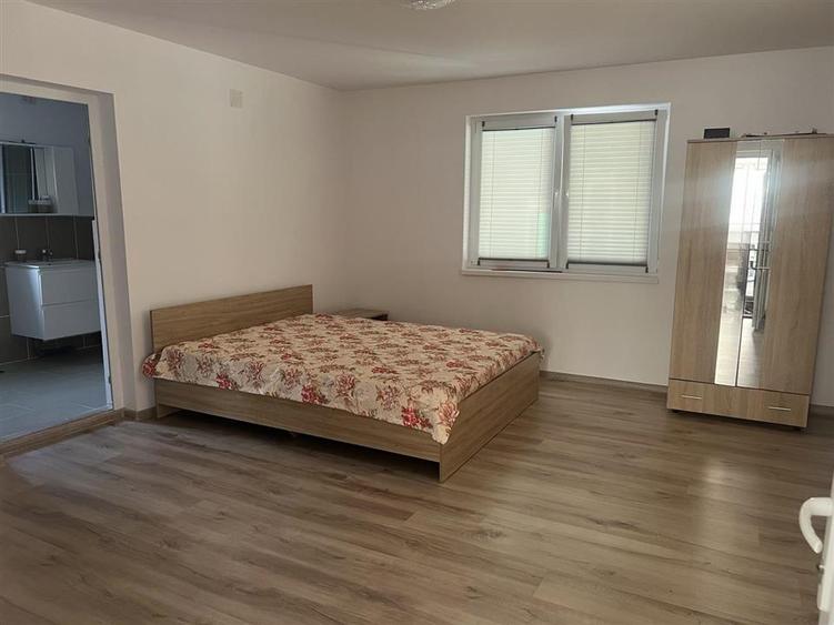 Casă cu 3 camere cu Teren 2019 Mp în Birtin