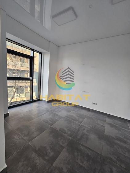 Spațiu comercial, de 151 mp, în Mihai Bravu
