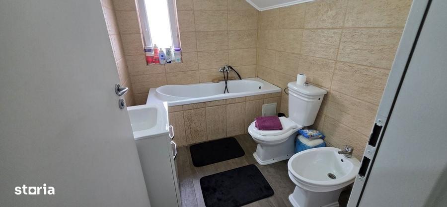 Casă cu 3 camere în Nojorid