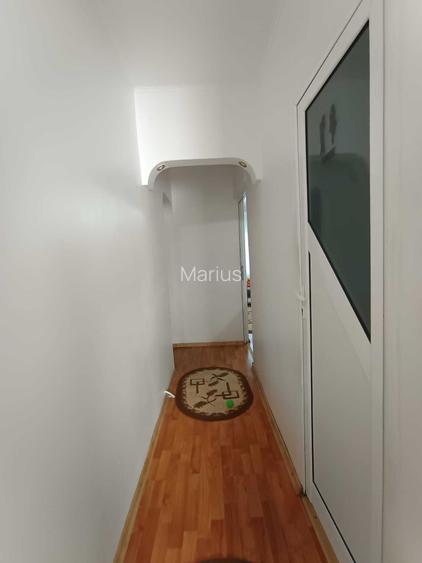 Proprietar Vand Apartament 2 Camere Mioveni | Zona L-uri (Langa Liceu) | Parter INTRE SCARI Bloc Izolat, 1986