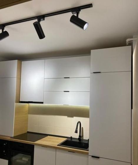 Apartament cu 3 camere decomandat, mobilat în Băneasa