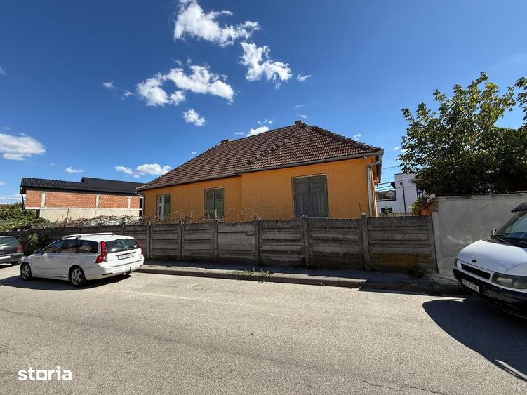 Casă cu 5 camere cu Teren 450 Mp în Reșița