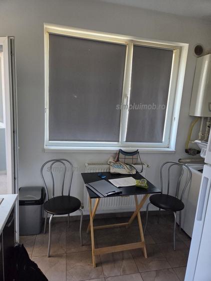 Apartament cu 2 camere decomandat, mobilat în Metalurgiei