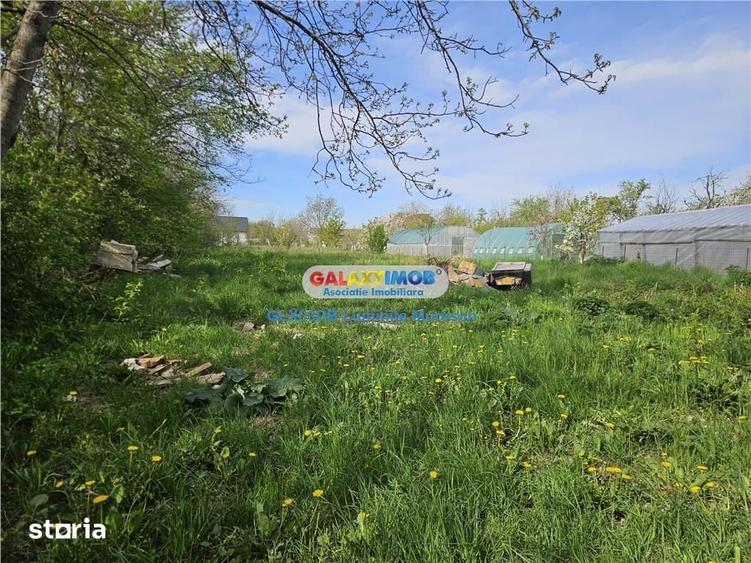 Casă cu 4 camere cu Teren 2100 Mp în Răzvad