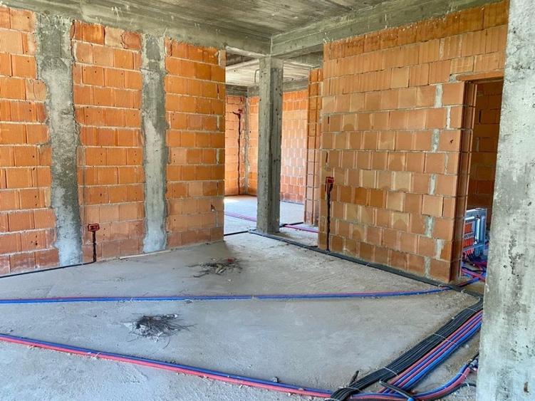 Casă individuală cu 4 camere cu Teren 422 Mp în Corbeanca