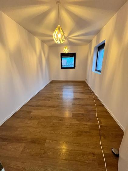 Casă individuală cu 6 camere cu Piscina în Nord