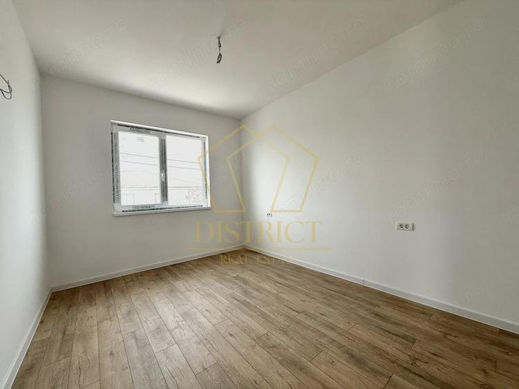 Casă cu 4 camere cu Teren 312 Mp în Moșnița Veche