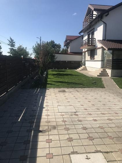Casă cu 4 camere în Bâcu
