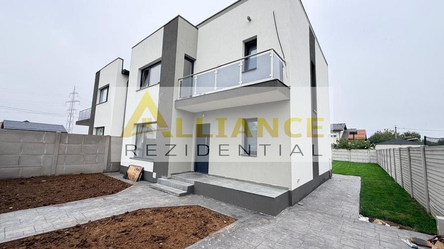Casă individuală cu 4 camere cu Canalizare în Berceni
