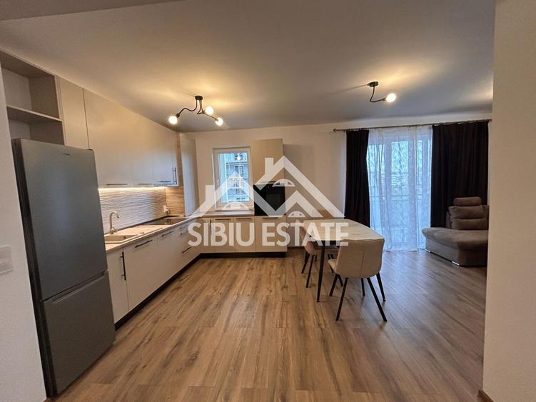 Apartament de vanzare cu 2 camere, etaj 1 bloc cu lift - 14