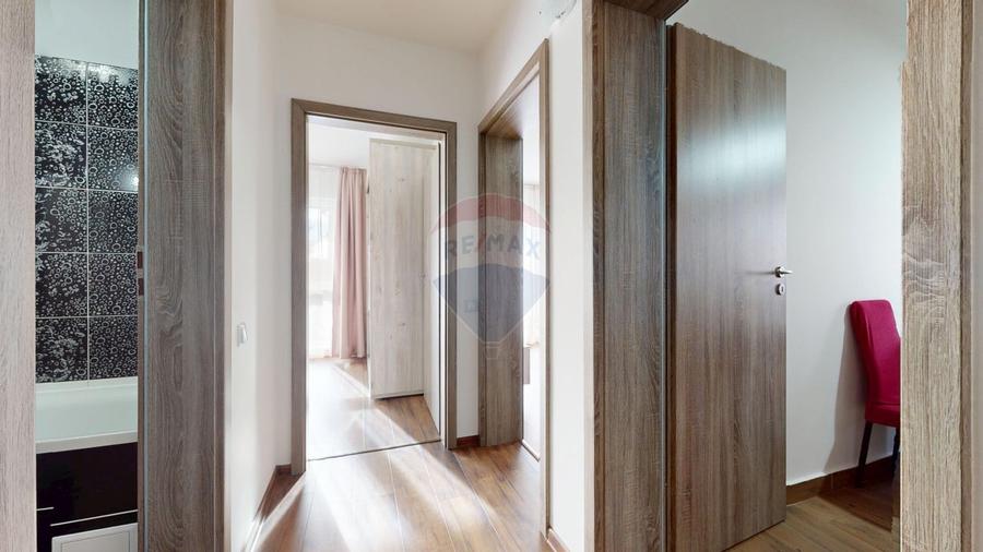 Apartament cu 2 camere decomandat, mobilat în Tractorul