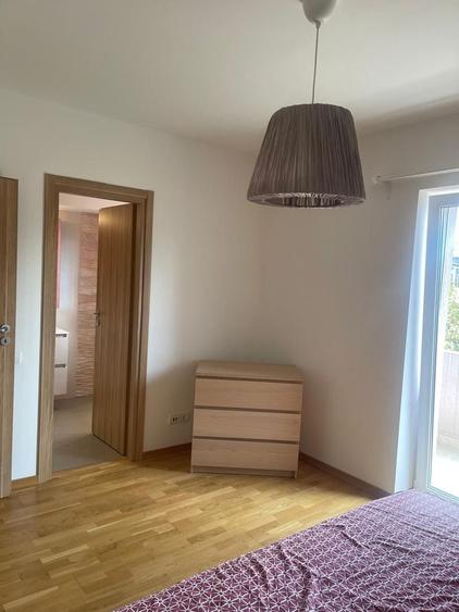 Apartament cu 3 camere decomandat, mobilat în Străulești