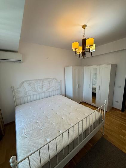 Apartament cu 4 camere decomandat, mobilat în Herăstrău