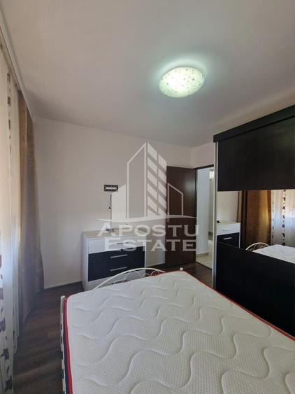 Apartament cu 3 camere decomandat, mobilat în Lipovei