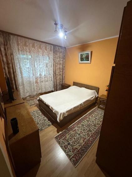 Apartament cu 2 camere decomandat în Exterior Vest