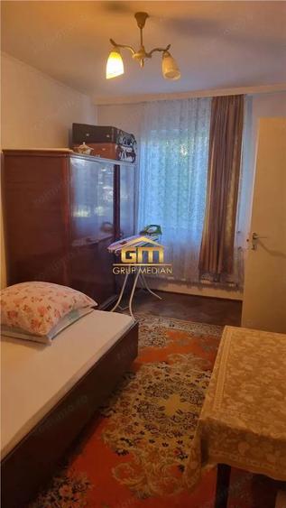 Apartament 3 camere de - Zona Traian, etaj 3 4 - 7