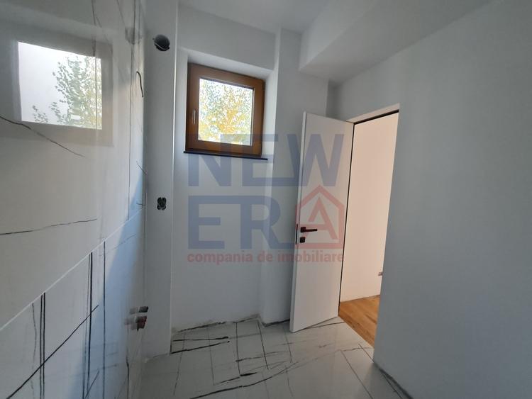 Apartament cu 3 camere semidecomandat în Domenii