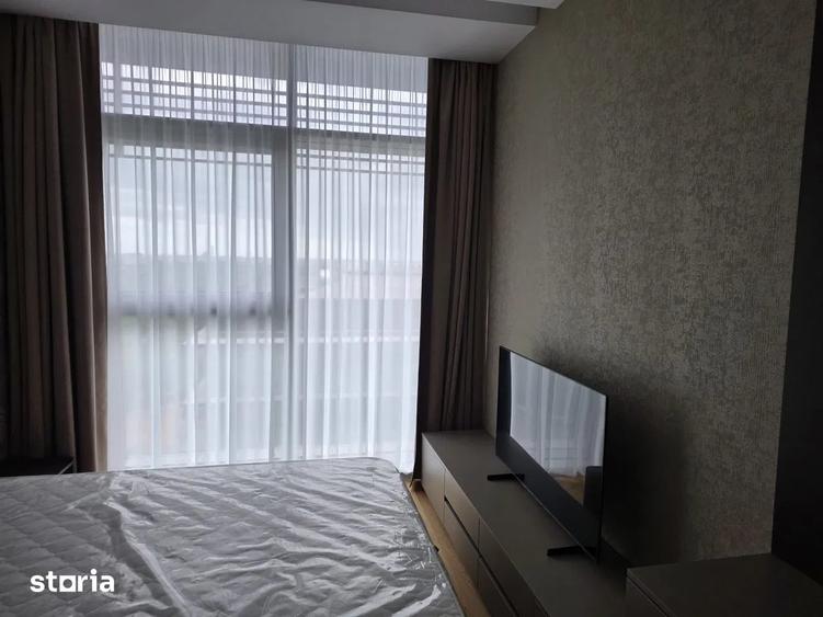 Apartament cu 3 camere semidecomandat, mobilat în Floreasca