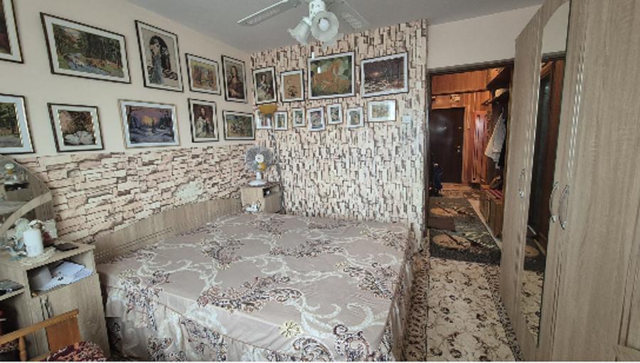 38979   Apartament 2 camere Gara-Far - 1