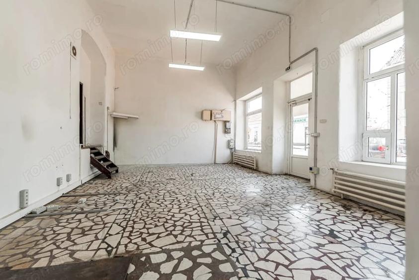 Spațiu comercial, de 169 mp, în Boul Roșu