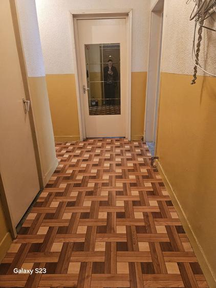 Apartament cu 3 camere decomandat în Exterior Vest