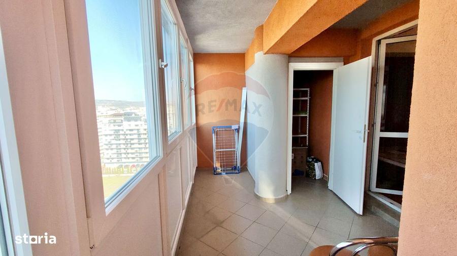 Apartament cu 3 camere, mobilat în Mărăști