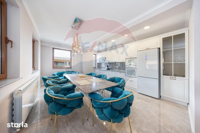 Apartament cu 3 camere în Schei