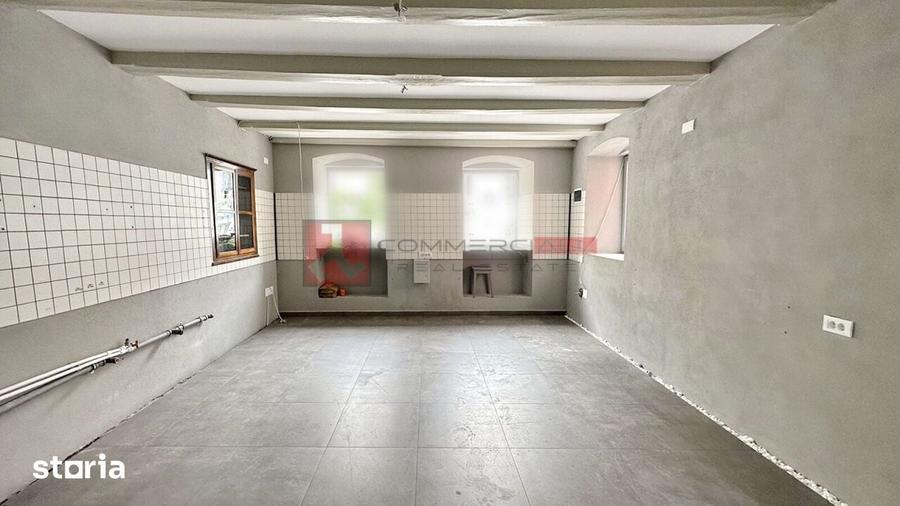 Spațiu comercial, de 82 mp, în Centrul Istoric