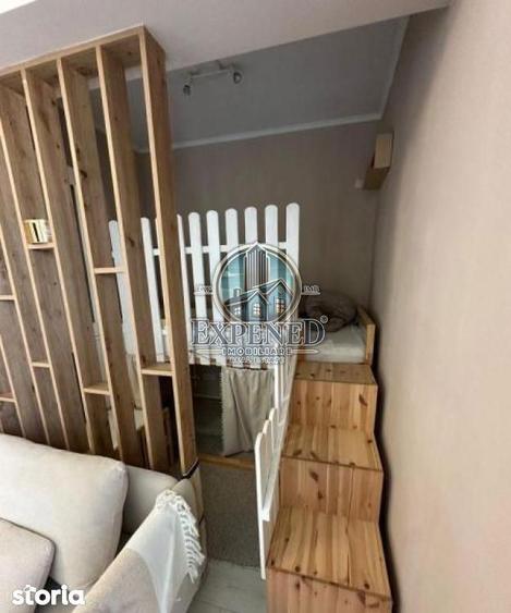 Apartament cu 2 camere semidecomandat, mobilat în Romană