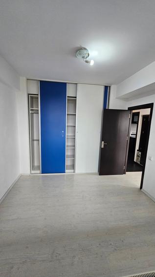 Apartament cu 2 camere semidecomandat în Centura Nord