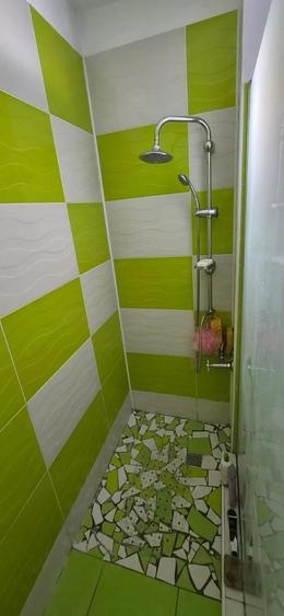 Apartament cu 3 camere decomandat în Prundu