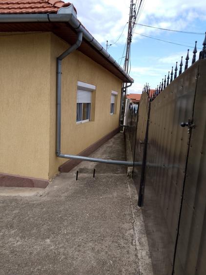 Casă cu 4 camere în Ciopeia