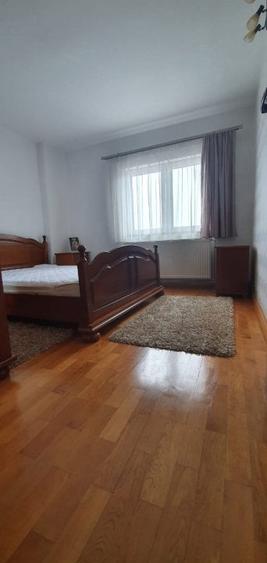 Apartament cu 2 camere decomandat în Decebal
